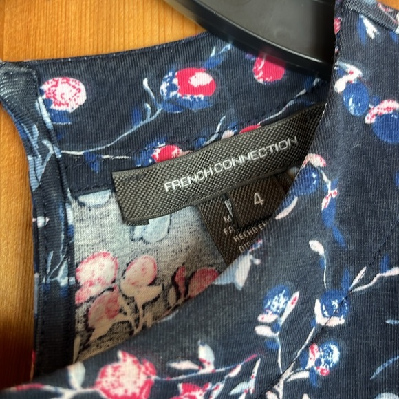 Blue Floral French Connection Body Con Dress Size 4 - Picture 3 of 6